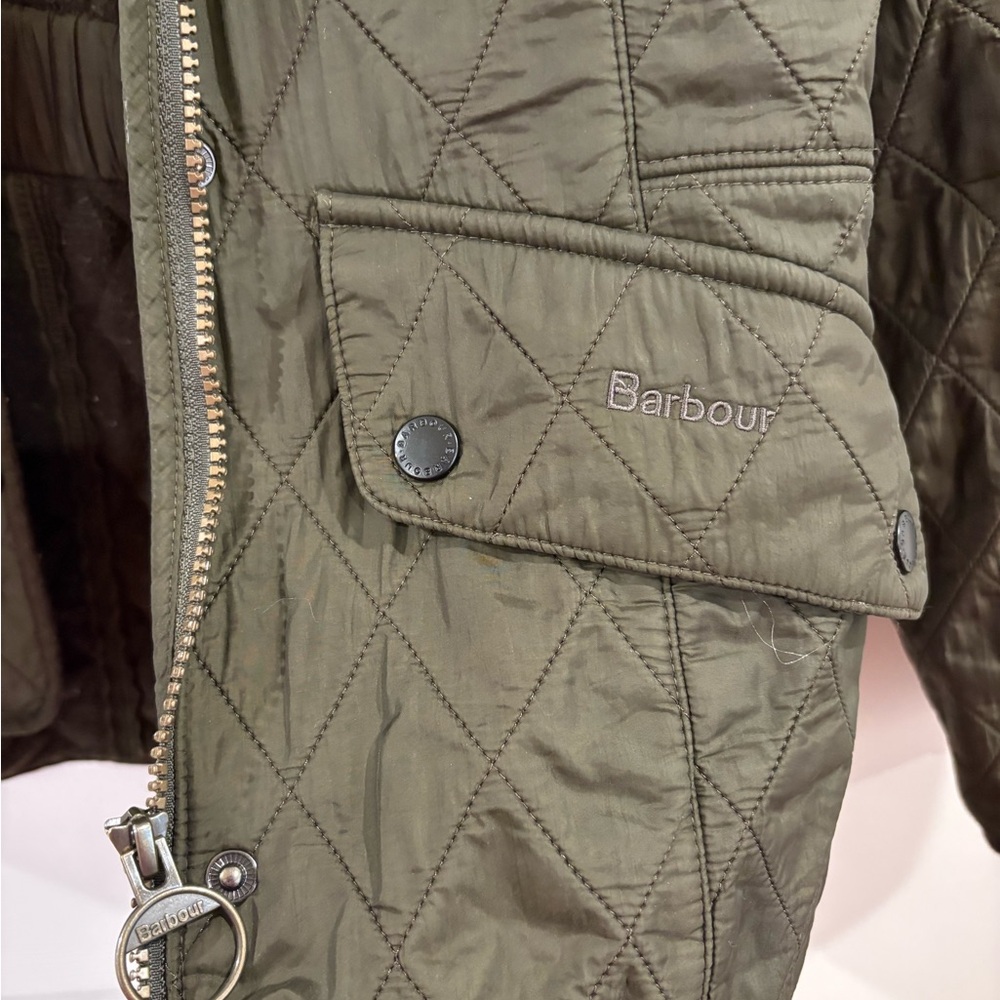 Women’s Barbour Jacket - Picture 4 of 4